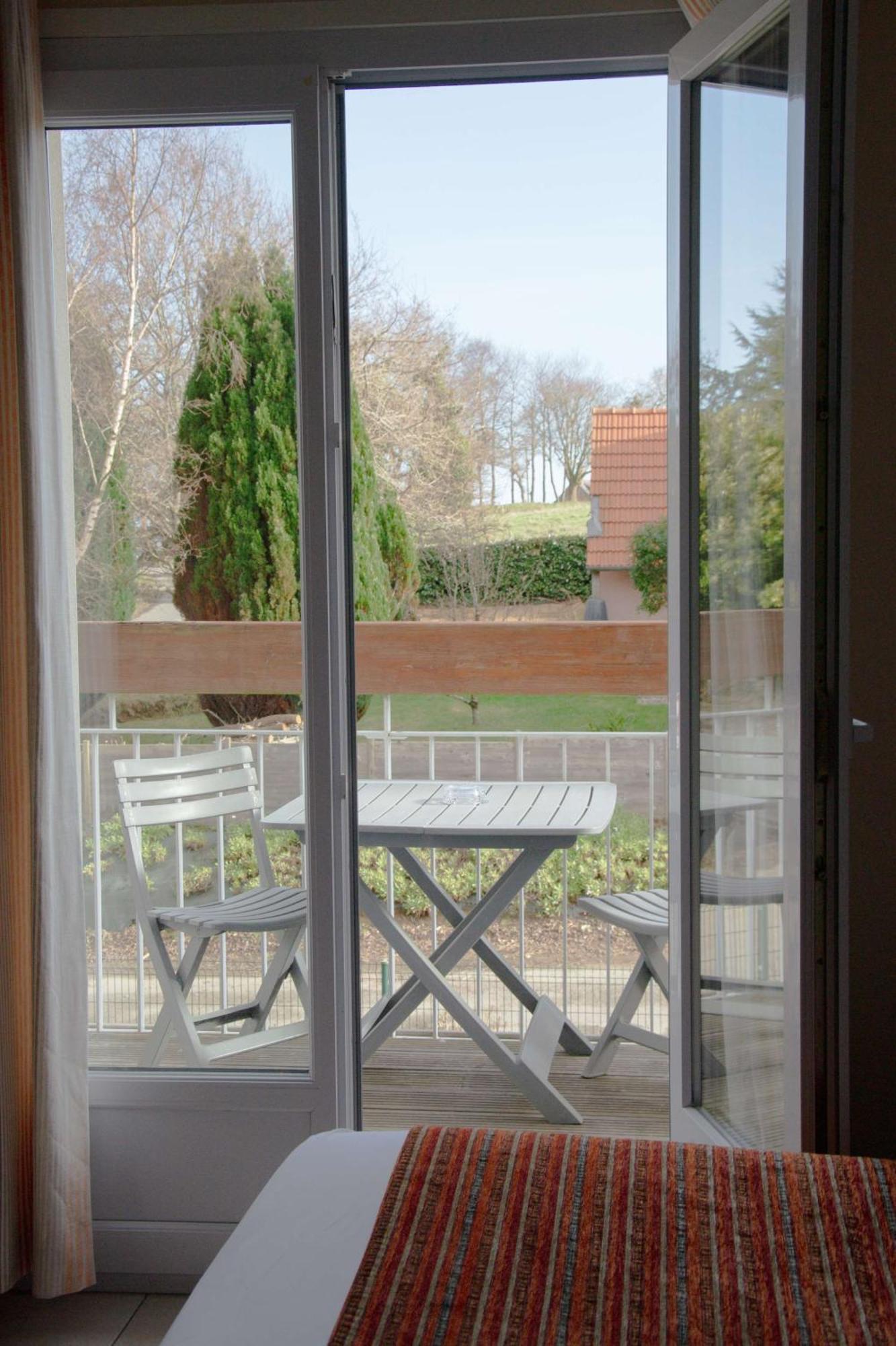 Brit Hotel Lannion-Perros Guirec מראה חיצוני תמונה
